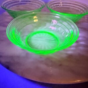 3 VTG Green Uranium Glass Bowls Block Optic Depression Glass Glows  Vaseline